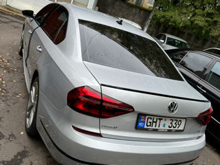 Volkswagen Passat foto 6