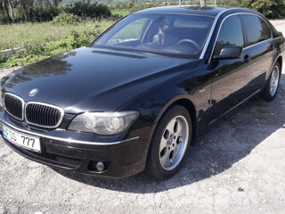 BMW 7 Series foto 10