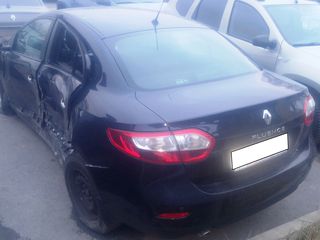 Dezmembrare Renault Dacia !!! Fluence  Megane 2/3/4, Renault , Scenic 2/3 , Laguna 2/3, Trafic foto 2