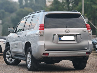 Toyota Land Cruiser Prado foto 3