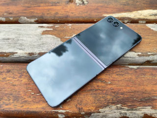 Samsung Galaxy Z Flip 5 Black 512gb  фото 5