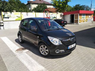 Opel Agila foto 1
