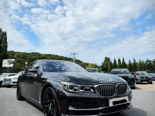 BMW 7 Series foto 1