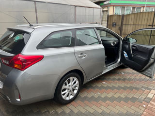 Toyota Auris foto 3