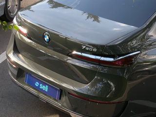 BMW 7 Series foto 6