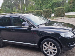 Volkswagen Touareg foto 8