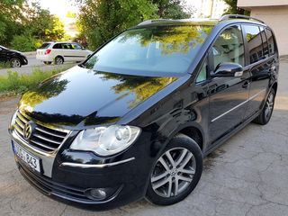 Volkswagen Touran foto 4