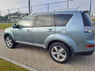 Mitsubishi Outlander foto 5