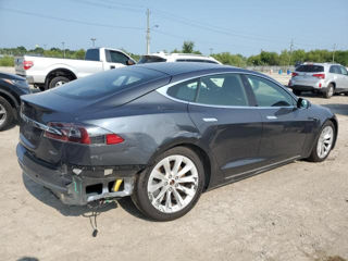 Tesla Model S foto 3