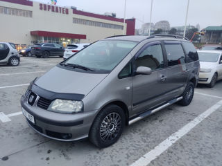 Volkswagen Sharan foto 5