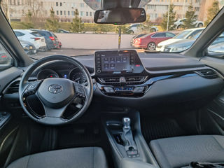 Toyota C-HR foto 7