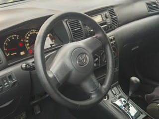 Toyota Corolla foto 8