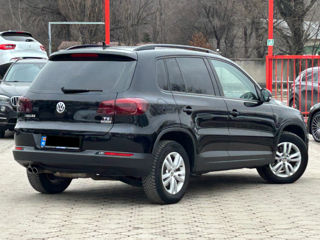 Volkswagen Tiguan foto 4