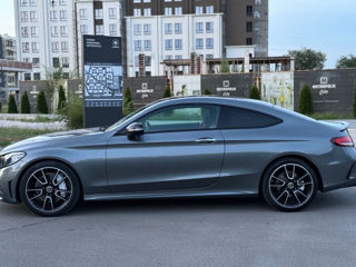 Mercedes C-Class Coupe foto 2