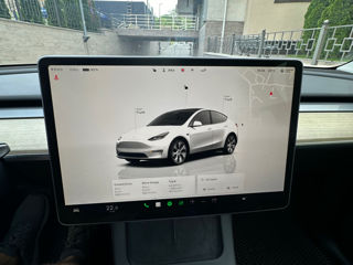 Tesla Model Y foto 9