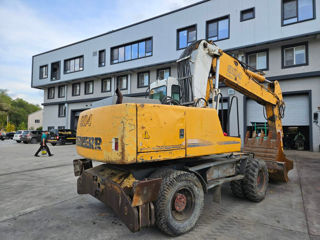 Excavator Liebherr 904 foto 2