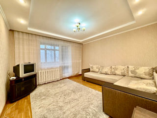 Apartament cu 2 camere, 55 m², Râșcani, Chișinău foto 2