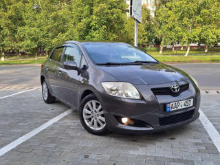 Toyota Auris foto 2