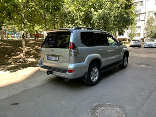 Toyota Land Cruiser Prado foto 5