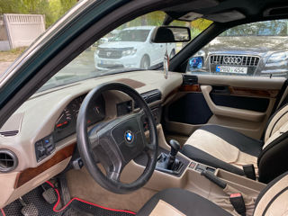 BMW 5 Series foto 11