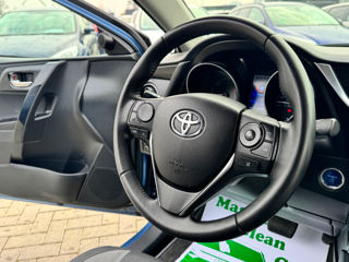 Toyota Auris foto 9