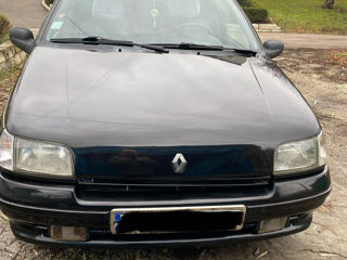 Renault Clio foto 6