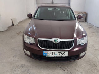 Skoda Superb foto 3