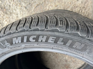 Продам 2 шины 245/40 R20 Michelin Pilot Alpin 5 foto 10