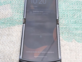 Motorola Razr 5G  8/256gb