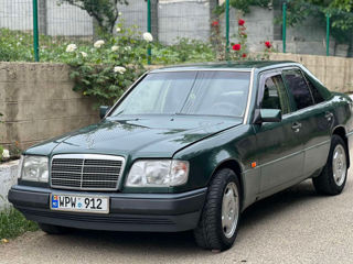 Mercedes Series (W124) фото 3