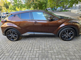 Toyota C-HR foto 5