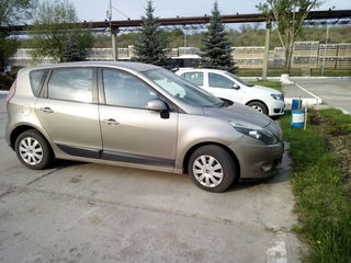 Renault Scenic foto 2