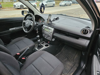 Mazda 2 foto 8