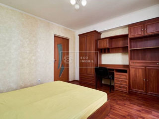 Apartament cu 3 camere, 85 m², Centru, Chișinău foto 4