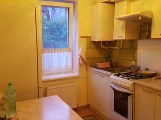 În vînzare casă cu un nivel la preț de apartament. Direct de la proprietar! Euroreparație mobilată! foto 10