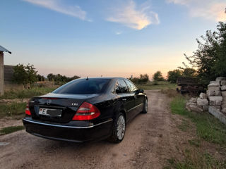 Mercedes E-Class foto 5