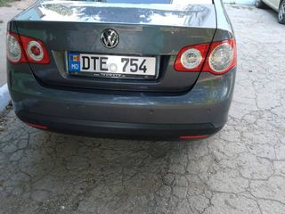 Volkswagen Jetta foto 2