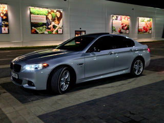 BMW 5 Series foto 7