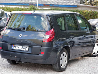 Renault Grand Scenic foto 4