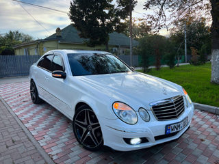 Mercedes E-Class foto 16