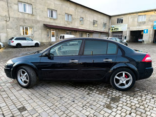 Renault Megane foto 4