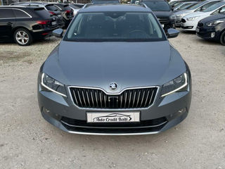 Skoda Superb foto 5