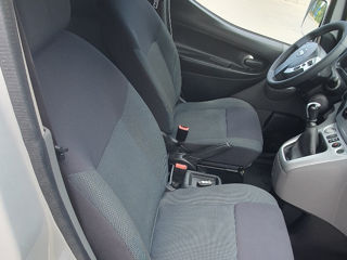 Nissan NV200 фото 5