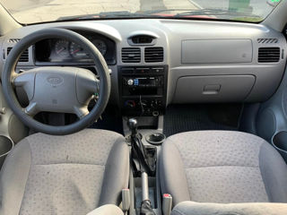 KIA Rio foto 5