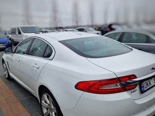 Jaguar XF foto 4