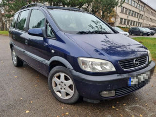 Se dezmembreaza Opel Zafira 2002  1.8 Benzin foto 3