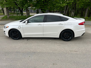 Ford Fusion фото 7