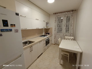 Apartament cu 2 camere, 63 m², Telecentru, Chișinău foto 2