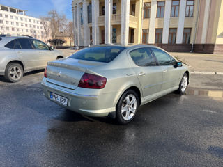 Peugeot 407 foto 2