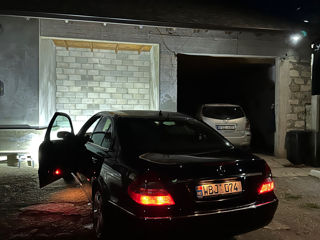 Mercedes E-Class foto 5